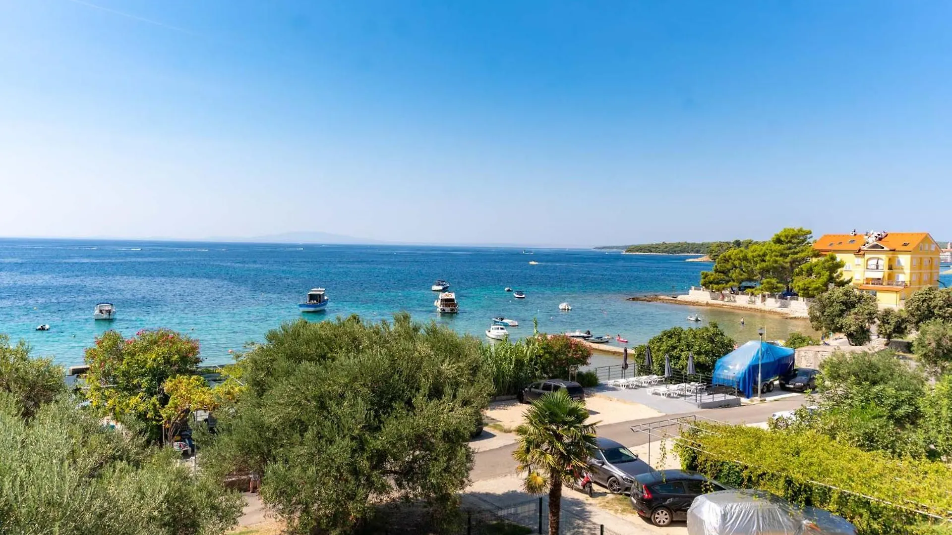 Apartman Petra S Pogledom Na More Banjol